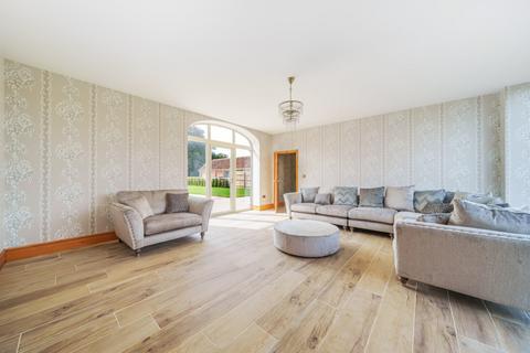 East Cottage Bridge End Road, Welby Warren, Grantham, NG32 3AA