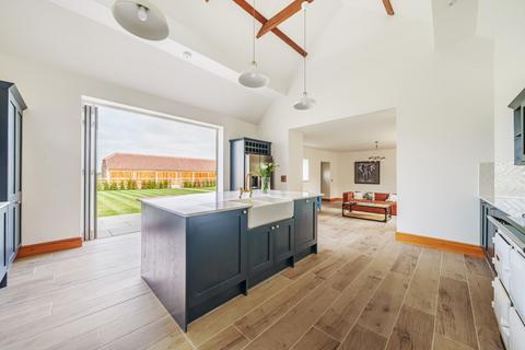 East Cottage Bridge End Road, Welby Warren, Grantham, NG32 3AA