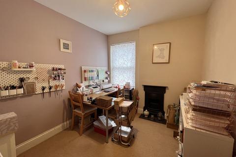 Buckland House, 2 Queen Street, Llandovery, SA20 0BU