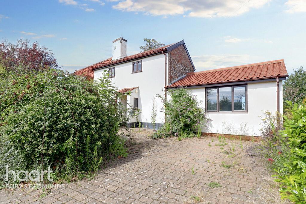 Cross Street, Drinkstone, Bury St Edmunds 3 bed detached house for sale