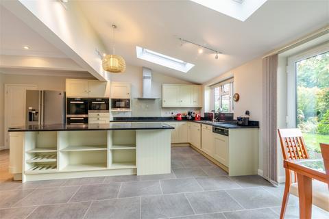 14 Lazenby Drive, Wetherby, LS22 6WL