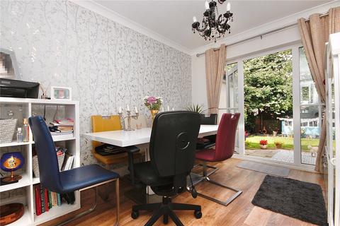 25 Hereford Drive, Claydon, Ipswich, IP6 0BF