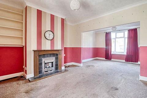 3 bedroom semi-detached house for sale - Cemetery Road, Winterton, Scunthorpe, Lincolnshire, DN15 9UQ