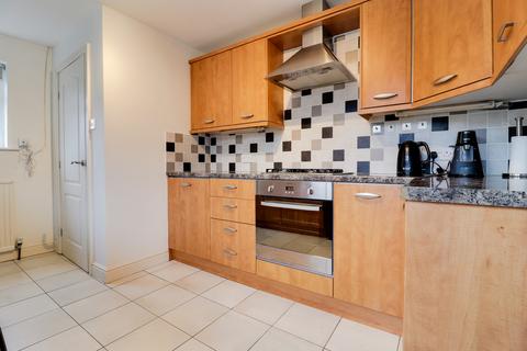 2 Shaw Close, Holywell Green, Halifax, HX4 9DS