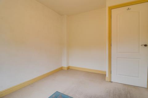 2 Shaw Close, Holywell Green, Halifax, HX4 9DS