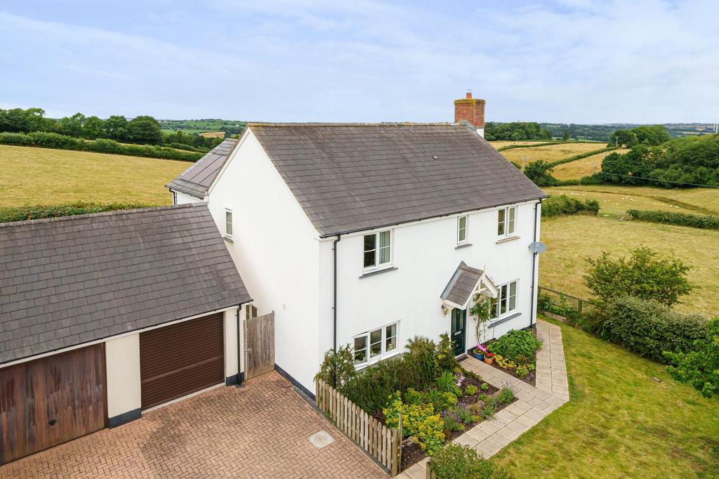 Chapel Park, Spreyton, EX17 4 bed detached house for sale £595,000