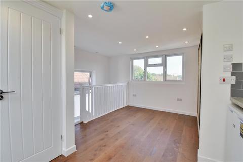 Studio to rent, Great Elms Road, Hertfordshire HP3