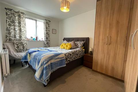 2 bedroom flat for sale, Rudderstock House, Havelock Road, Southall, UB2