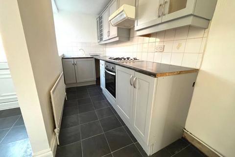 2 bedroom end of terrace house to rent, Pine Street, Chester Le Street, Dh3