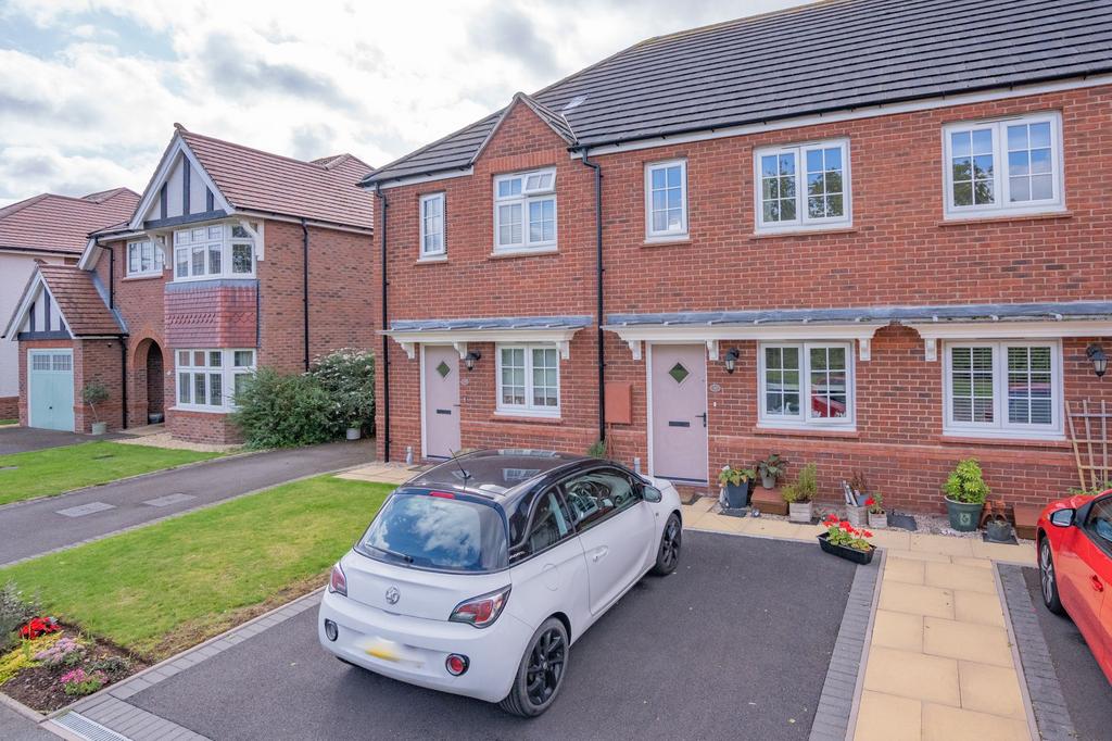 Choules Close, Pershore, WR10 2 bed terraced house for sale £240,000