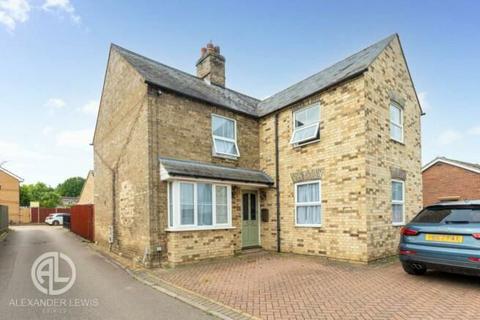 4 bedroom detached house for sale - Rook Tree Lane, Stotfold, Hitchin, Bedfordshire, SG5 4DQ