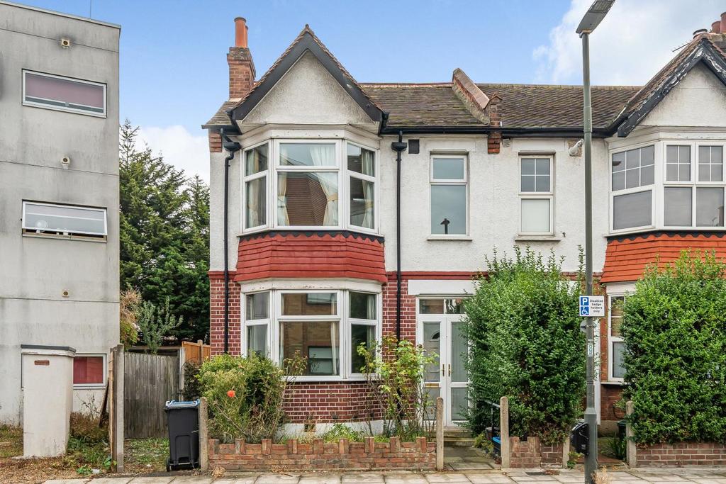 Belmont Avenue, New Malden 3 bed terraced house for sale £525,000