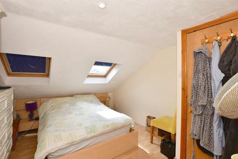 26 Woburn Road, Crawley, RH11 8NF