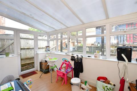 26 Woburn Road, Crawley, RH11 8NF