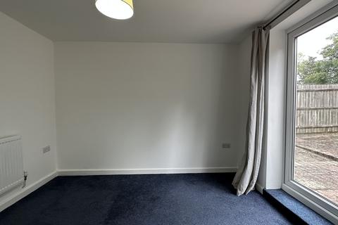 Studio to rent, Eastern Road, Romford RM1