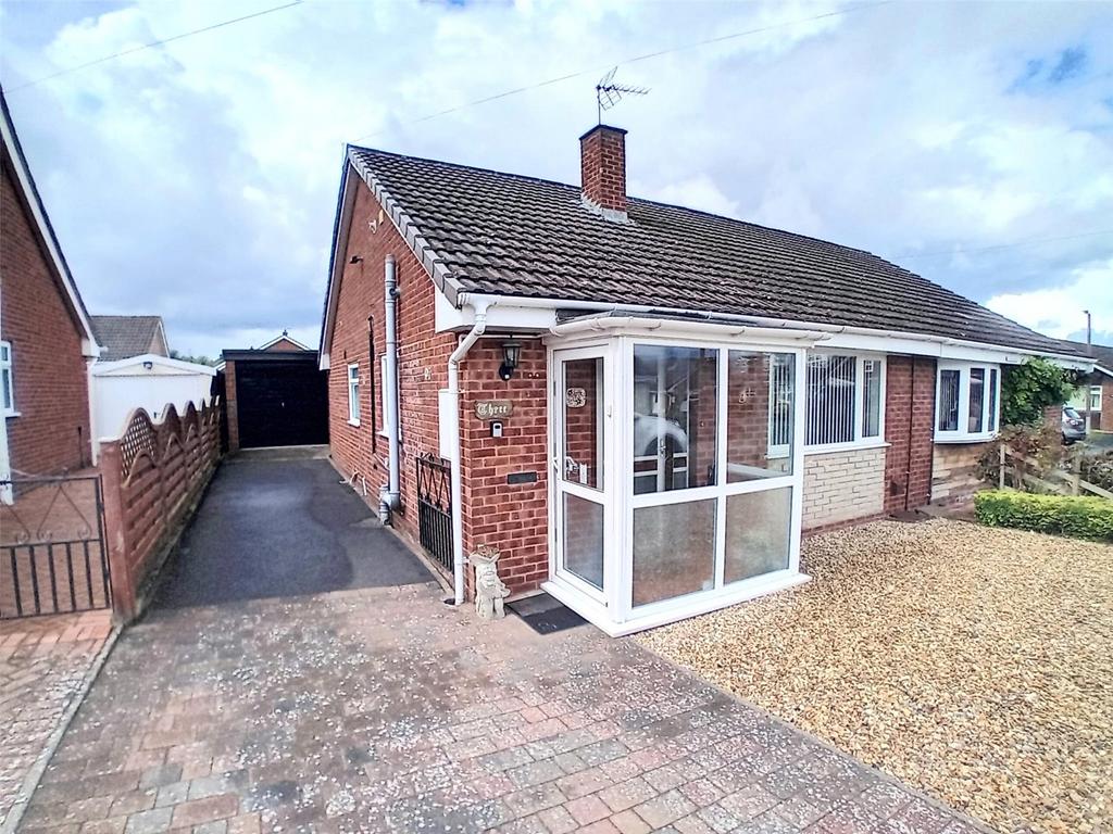 Collins Close, Broseley, Shropshire, TF12 3 bed bungalow for sale £