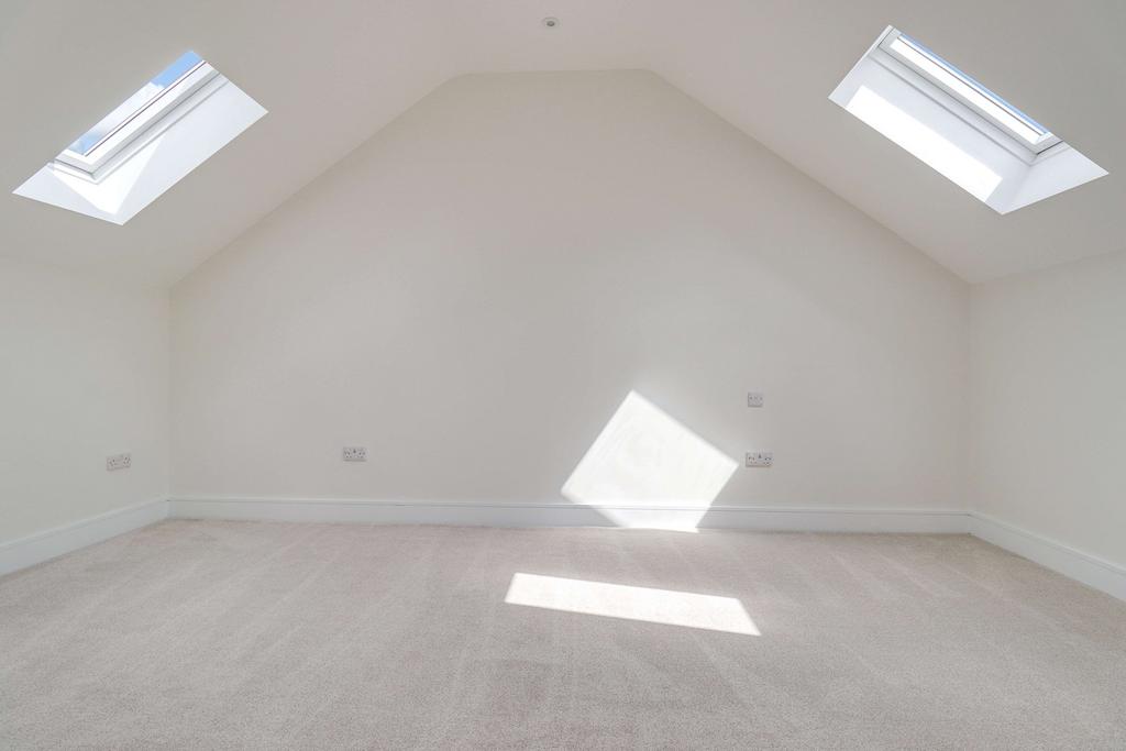 Bedroom 1 (Double with Ensuite)