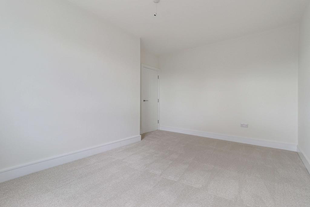 Bedroom 2 (Double)