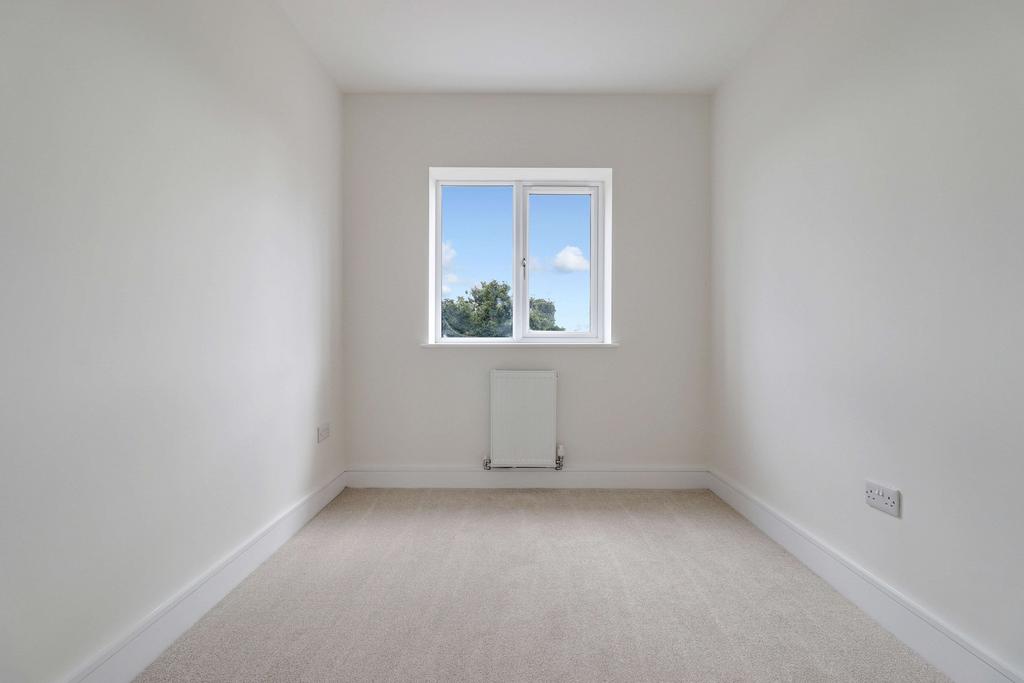 Bedroom 4 (Double)