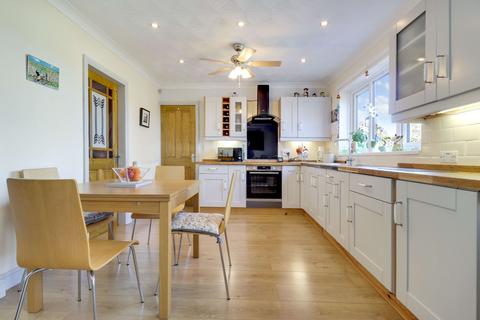 40 Wrights Lane, Cridling Stubbs, Knottingley, WF11 0AS