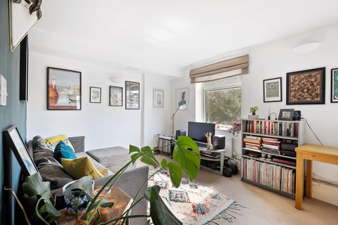 1 bedroom flat for sale, Wick Road, E9