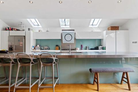 undefined, Court Lane, Dulwich, SE21