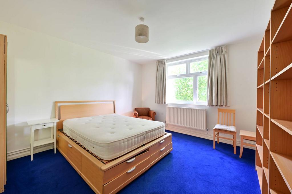Carlton Drive, East Putney, London, SW15 2 bed flat for sale £500,000