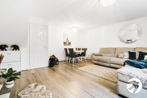 3 bedroom end of terrace house to rent - Apsledene, Gravesend, Kent, DA12