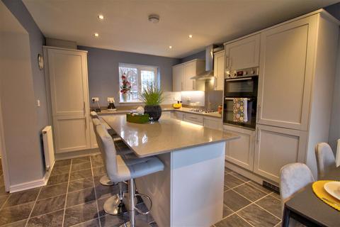 5 Regency Square, Warrington, WA5 0EB