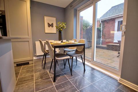 5 Regency Square, Warrington, WA5 0EB