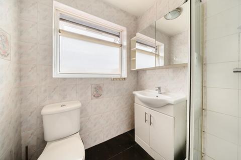 6 Waverley Close, Hayes, UB3 4AJ