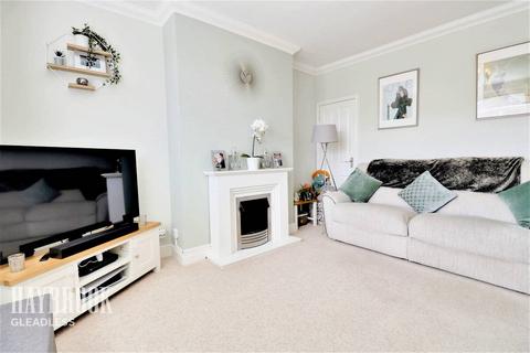6 Berners Close, Sheffield, S2 2AY