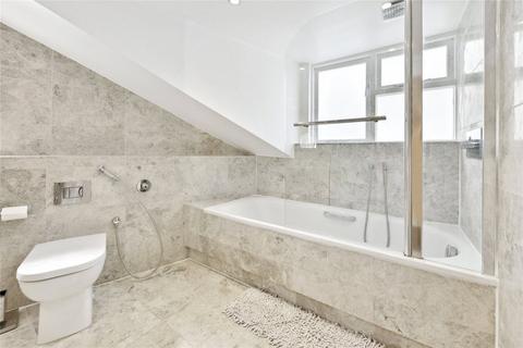 undefined, Groom Place, London