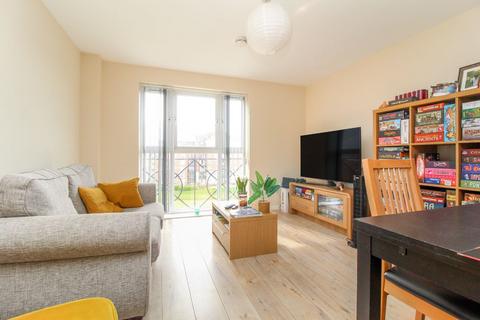 Flat 71, Britannia House Palgrave Road, Bedford, MK42 9BY