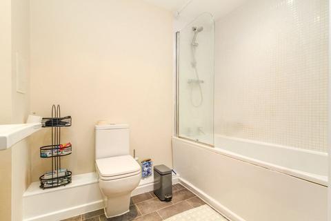 Flat 71, Britannia House Palgrave Road, Bedford, MK42 9BY