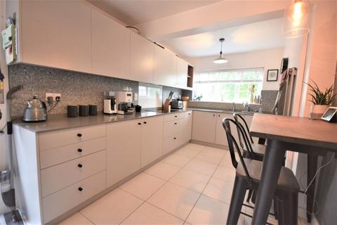 11 Highmead, Stansted, CM24 8LJ