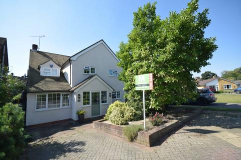 11 Highmead, Stansted, CM24 8LJ