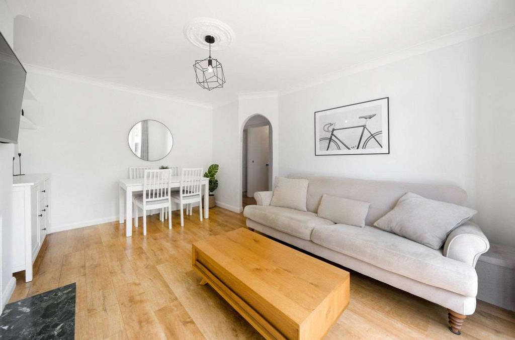 Living Room/Diner