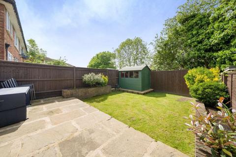 15 Bisley Close, Worcester Park, KT4 8PN