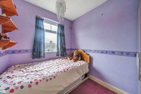 5 Kingsdown Road, Cheam, Sutton, SM3 8NZ