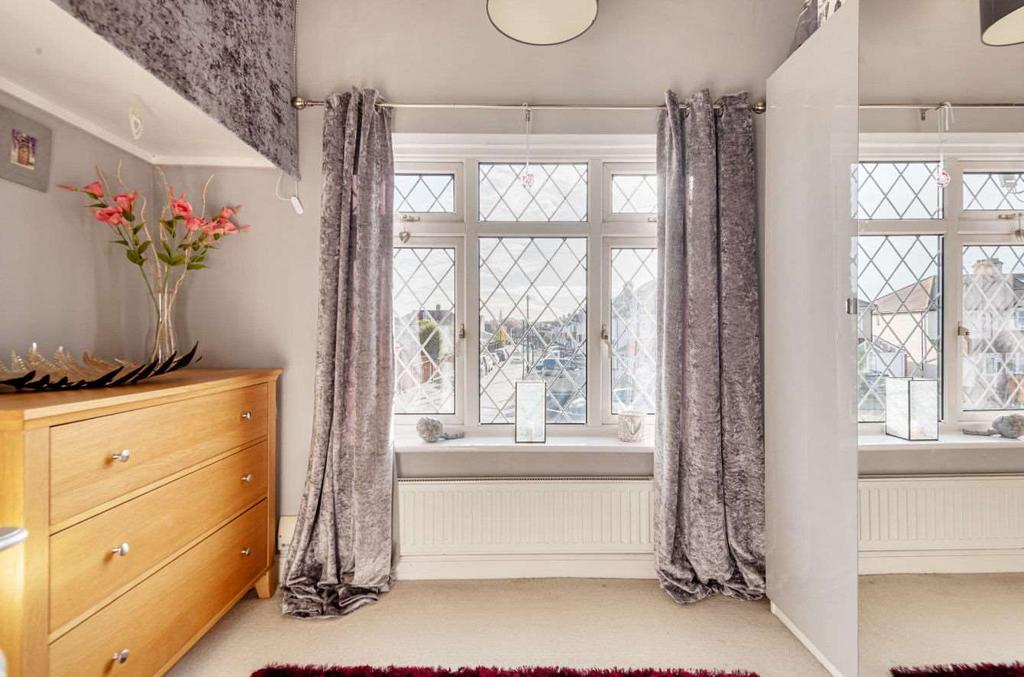 Bedroom 4 (Double)