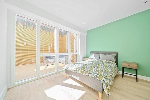 3 bedroom apartment to rent, Harrow Road,  North Kensington,  W10