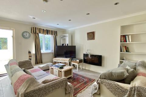 3 bedroom detached house for sale - 2 St Cadocs Avenue, Dinas Powys CF64 4UD