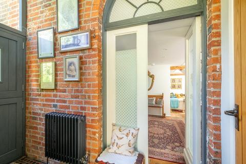 Chapel House The Green, East Knoyle, Salisbury, SP3 6BN