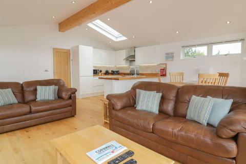 4 bedroom holiday park home for sale, Havett Road, Dobwalls, Liskeard, Cornwall PL14