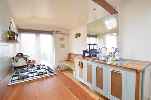 7 Berwick Road, Saltdean, Brighton, BN2 8QF
