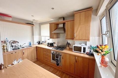 30 Dunblane Street, Glasgow, G4 0HJ
