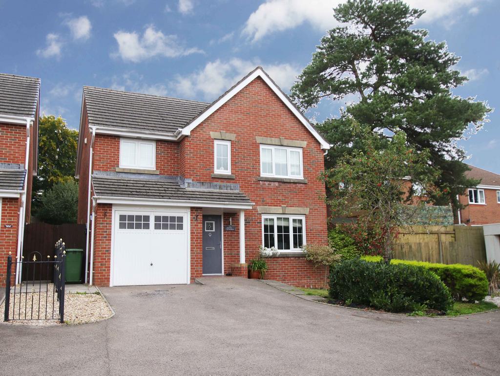 Barnard Way, Church Village CF38 1DQ 4 bed detached house for sale £