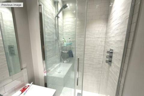 2 Aspley Road, London, SW18 2DB