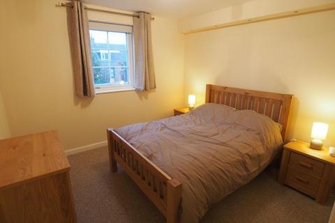 2 bedroom flat to rent, Fonthill Avenue, Aberdeen, AB11